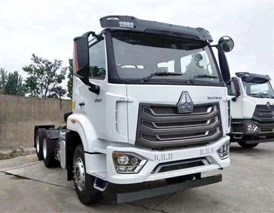 SINOTRUK SITRAK-G7 6x4 TRAKTOR YUK MAKINASI